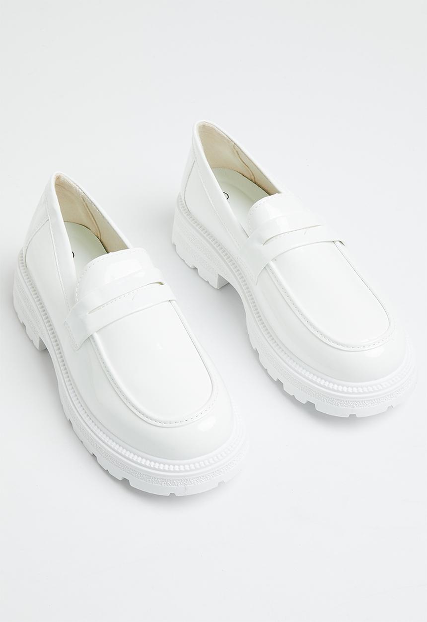 Superbalist - Chloe loafer - white