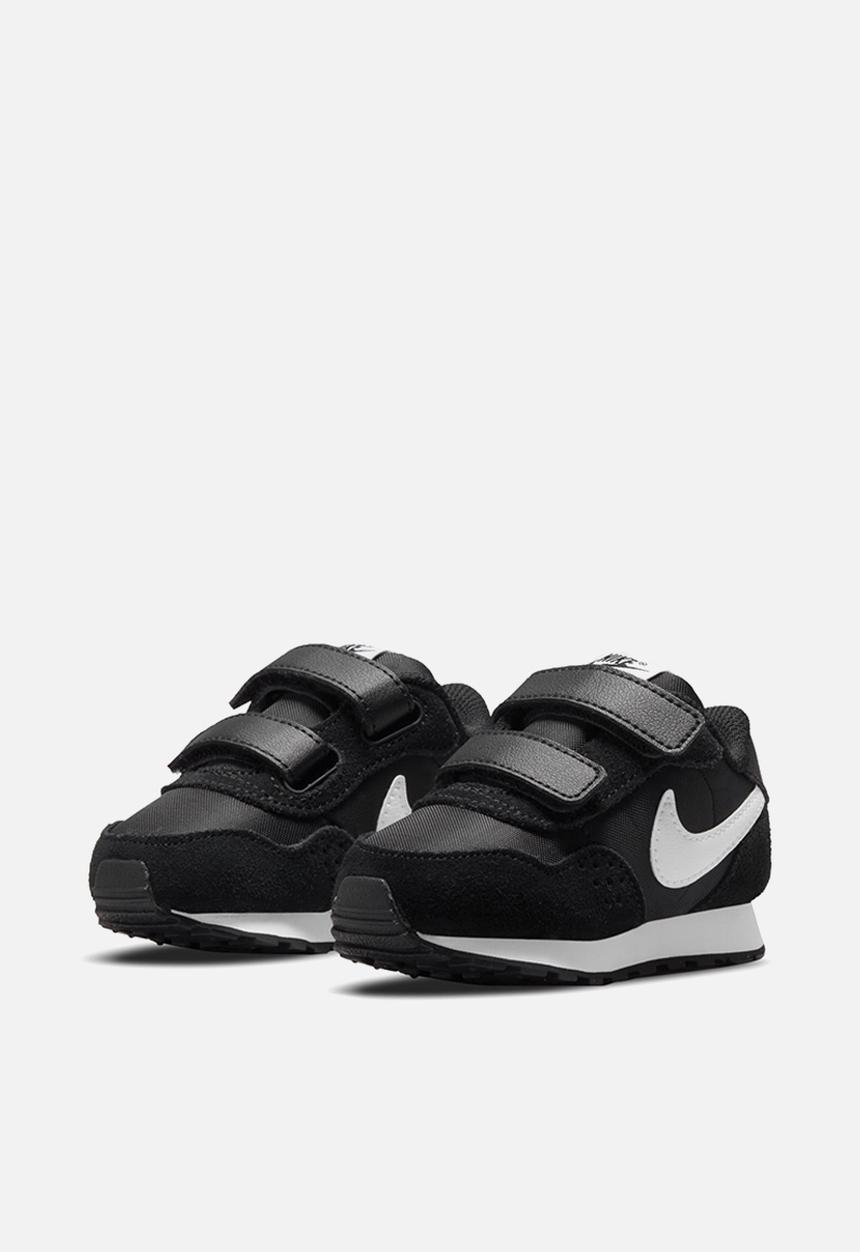 Nike - Nike MD Valiant