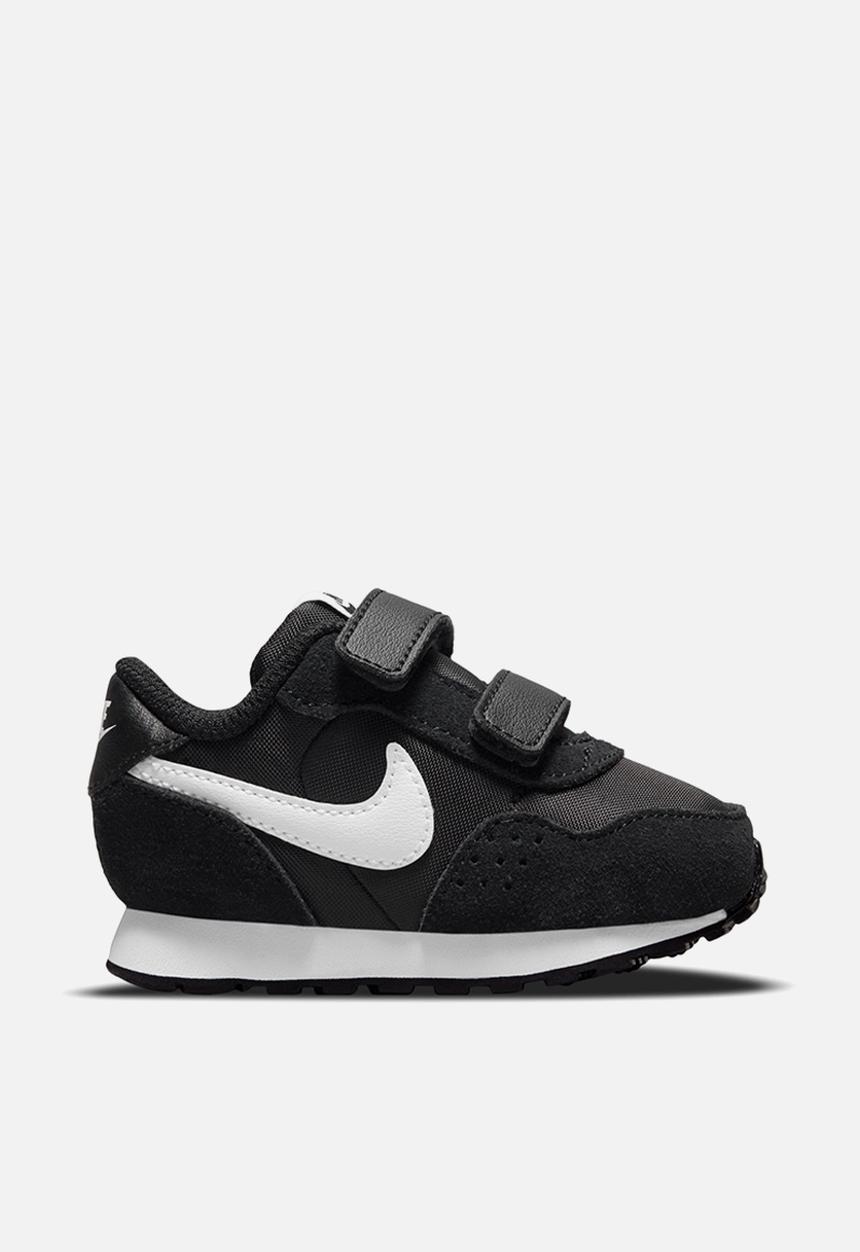 Nike - Nike MD Valiant
