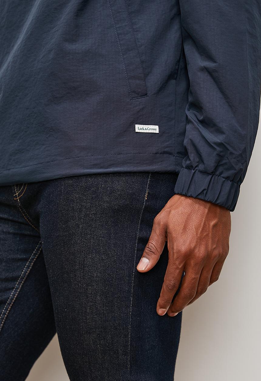 Lark & Crosse - Hooded rib stop poplin 1/4 zip pullover lightweight jacket - navy