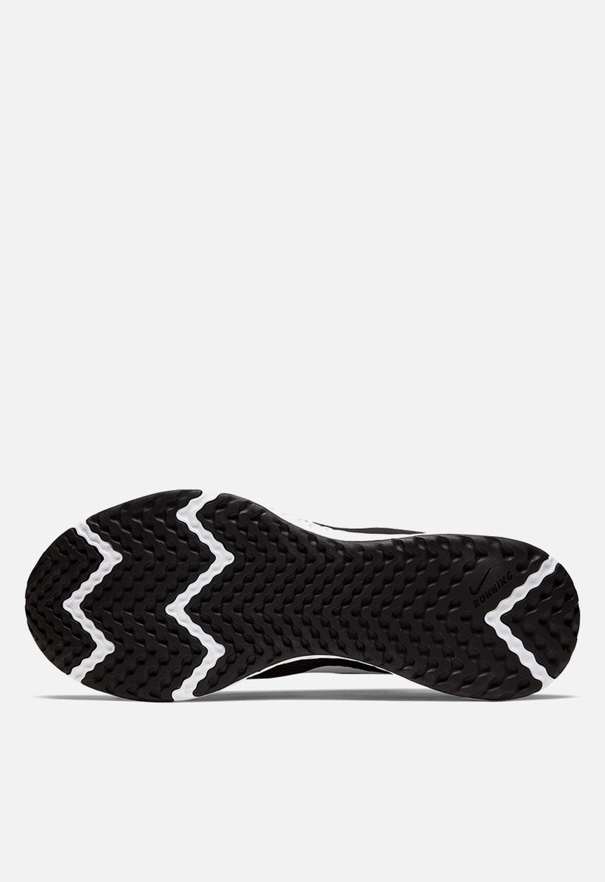 Nike - Revolution 5