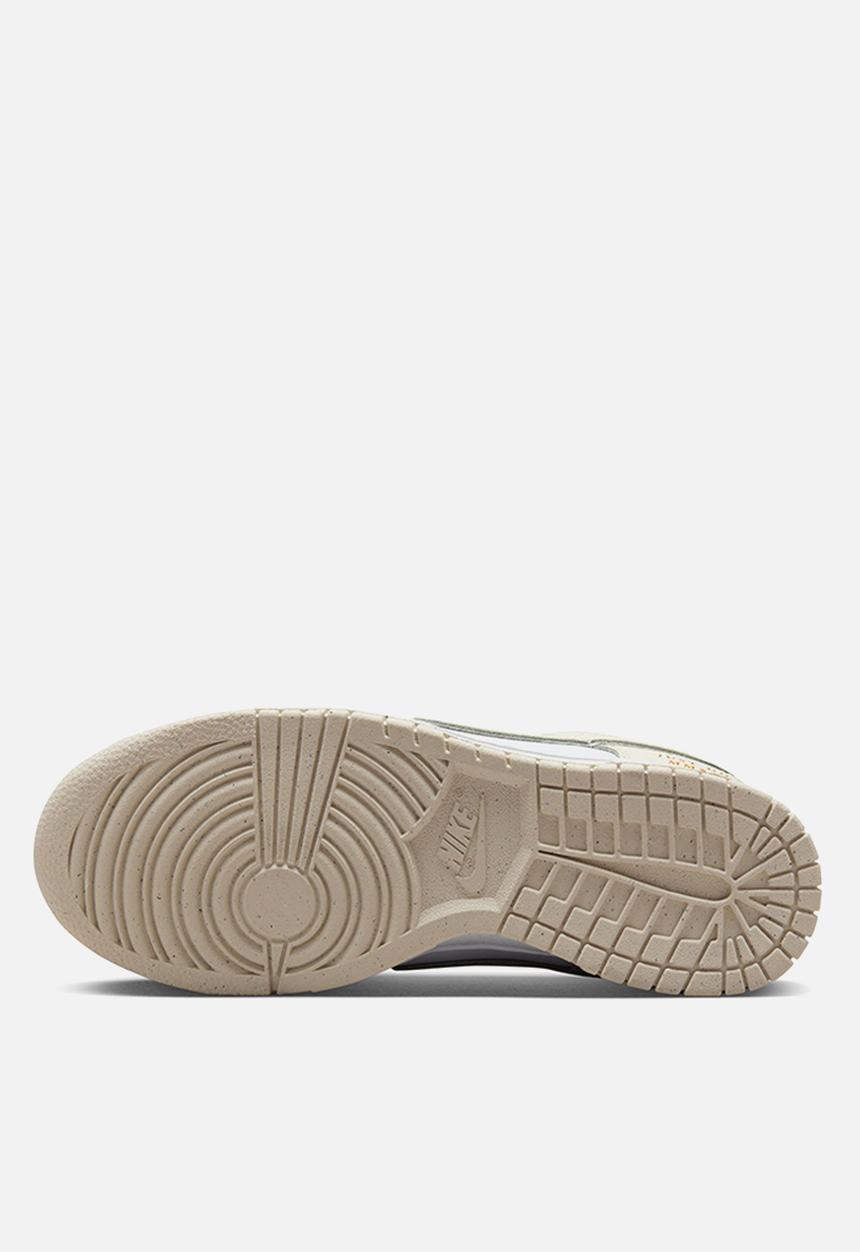 Nike - Dunk low SE