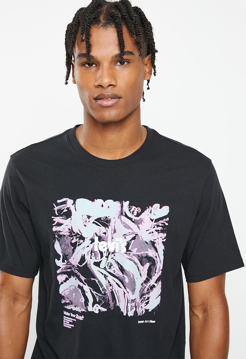 Levi’s® - Short sleeve relaxed fit tee strauss art haus cavi - black