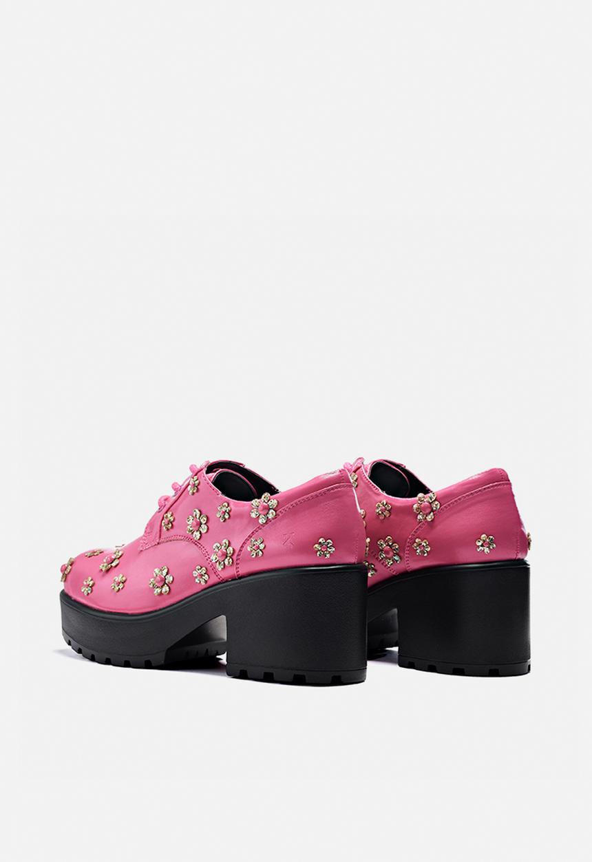 Koi Footwear - A stolen bloom lace up - pink flowers
