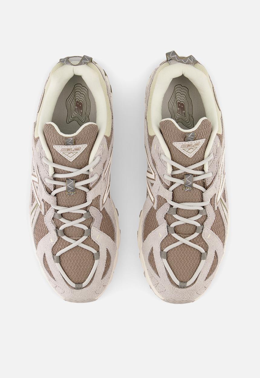 New Balance  - 610 v1