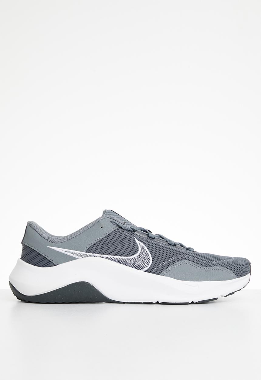 Nike - Legend essential 3 next nature