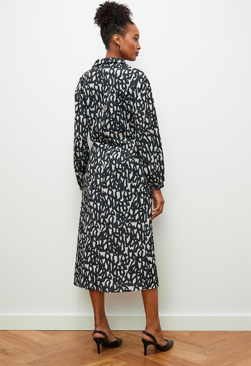 edit - Shirt dress with lace up detail -black stone abstract
