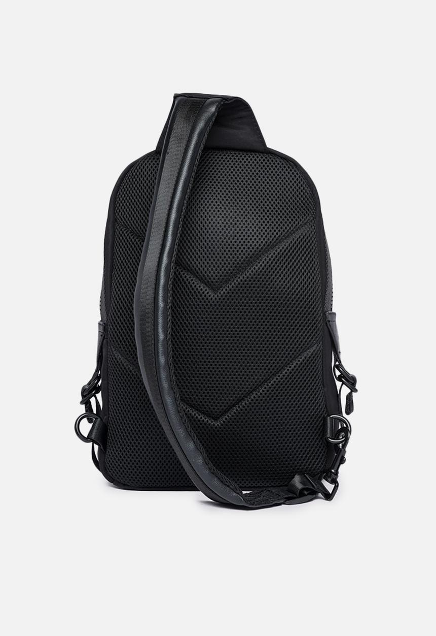 Replay - One-shouldered backpack with crinkle effect - black