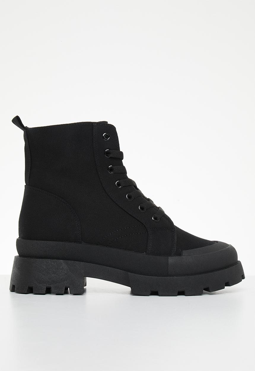 Madison® - Tiana lace-up boot - black