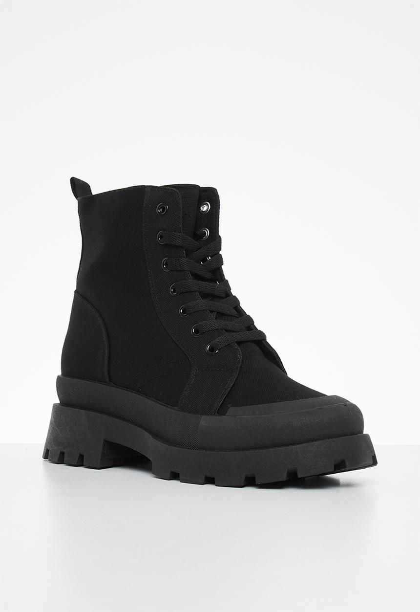 Madison® - Tiana lace-up boot - black