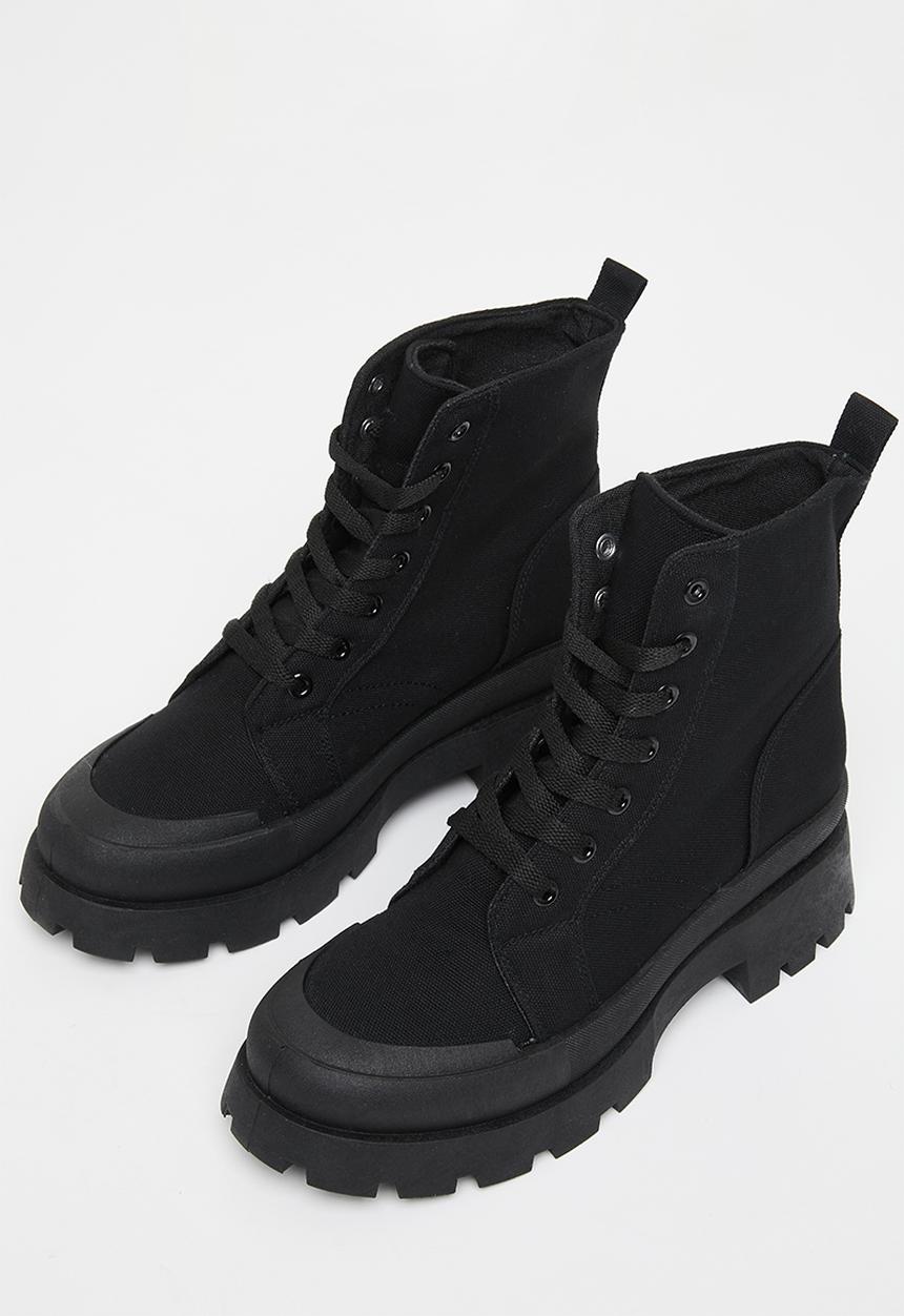 Madison® - Tiana lace-up boot - black