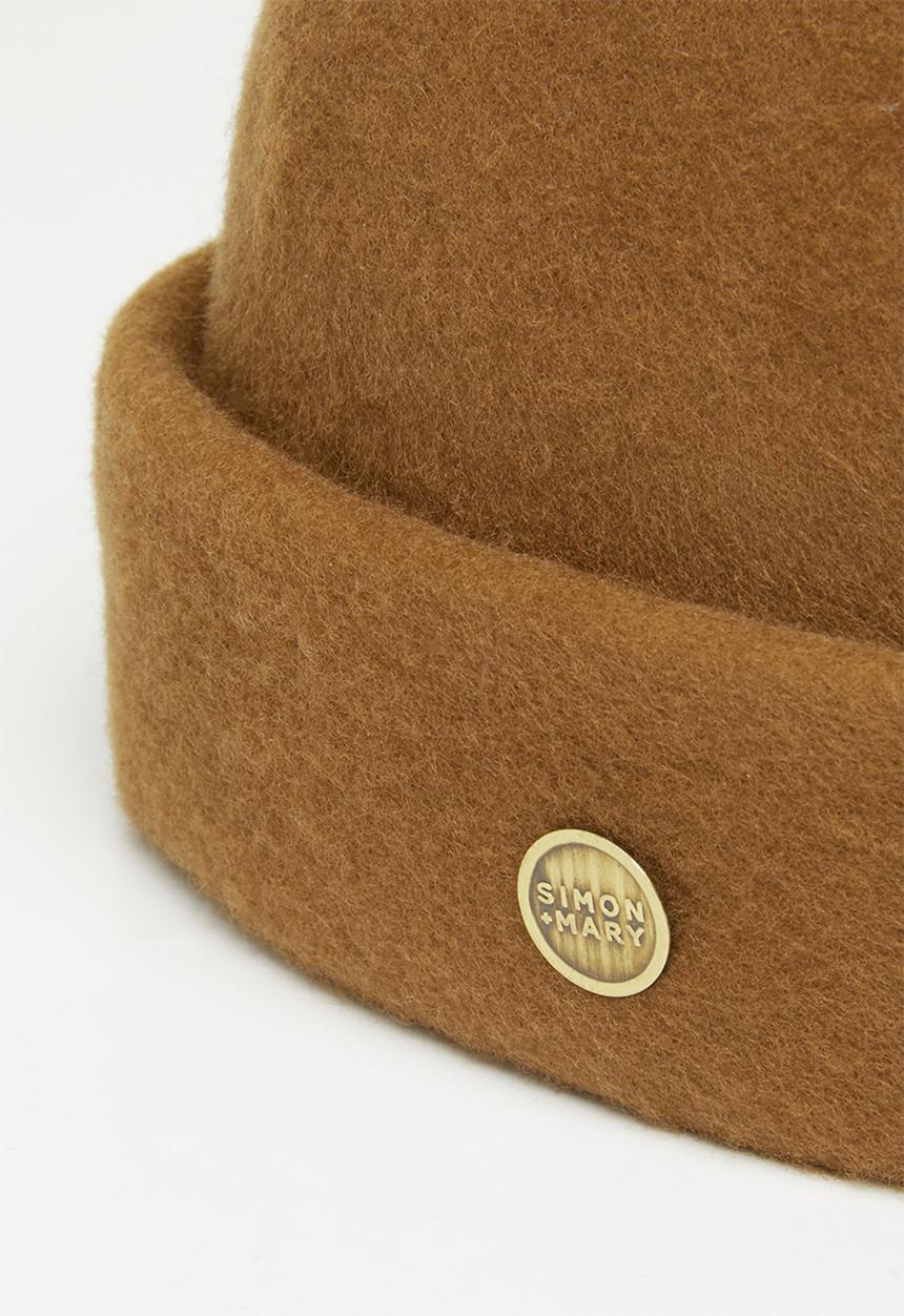 Simon and Mary - Military fez - tan