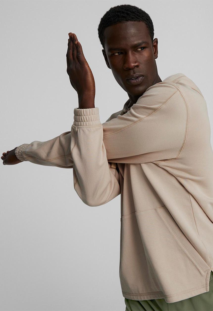 PUMA - M studio hoodie plastic free - granola