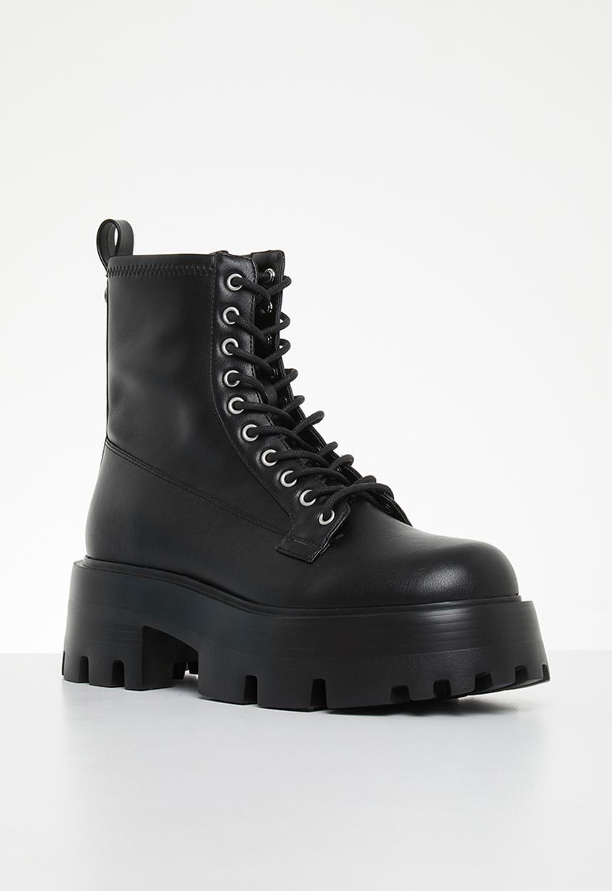 Steve Madden - Maddox lace-up boot - black