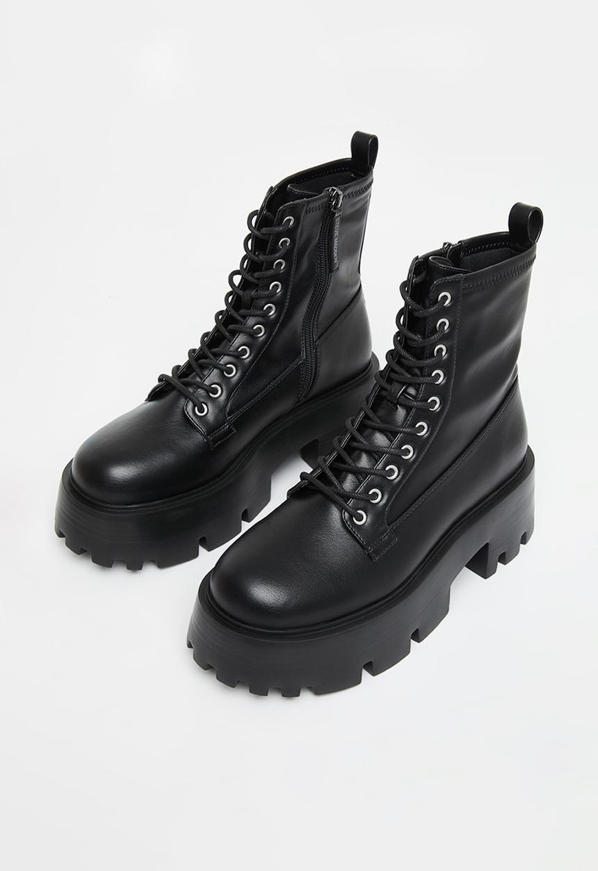 Steve Madden - Maddox lace-up boot - black