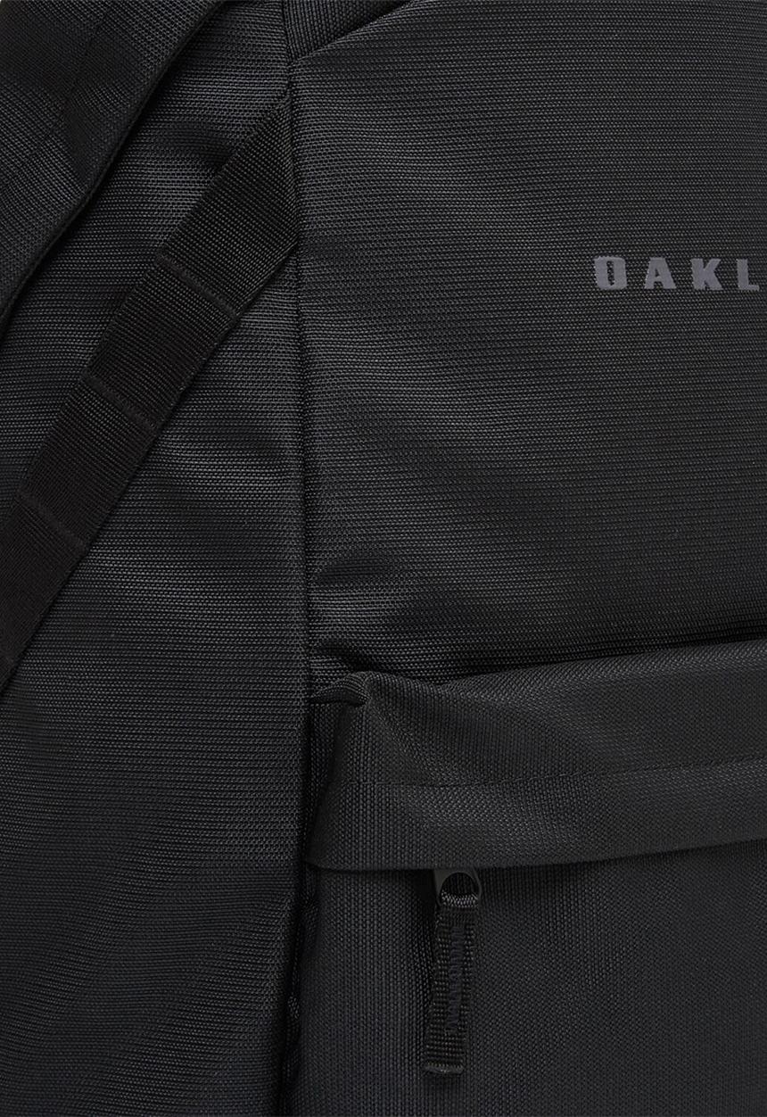 Oakley - Holbrook 2.0 20l backpack - blackout