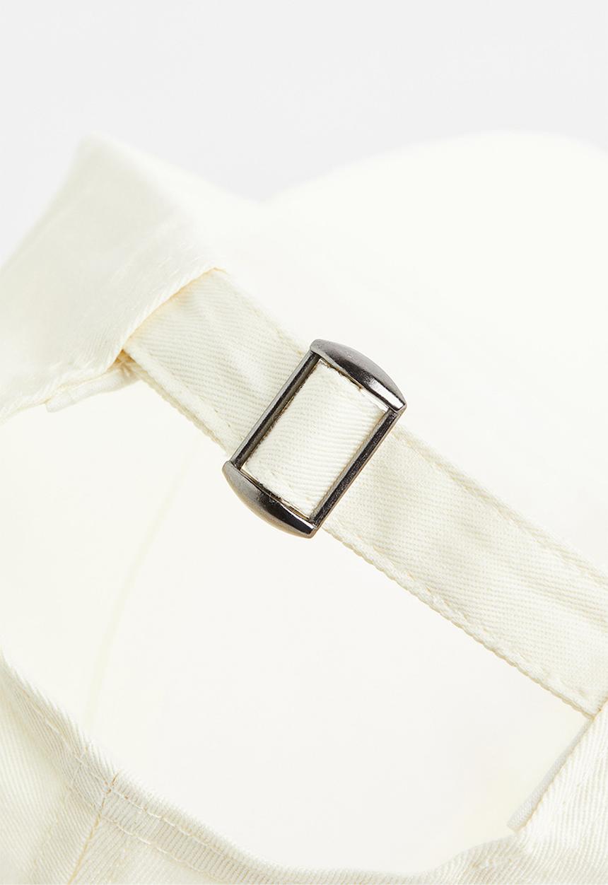 H&M - Cotton cap - white