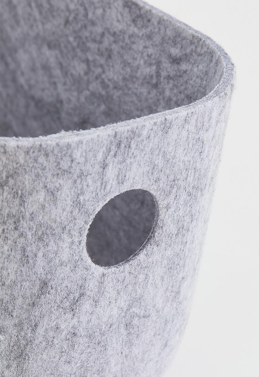 H&M - Felted storage basket - light grey