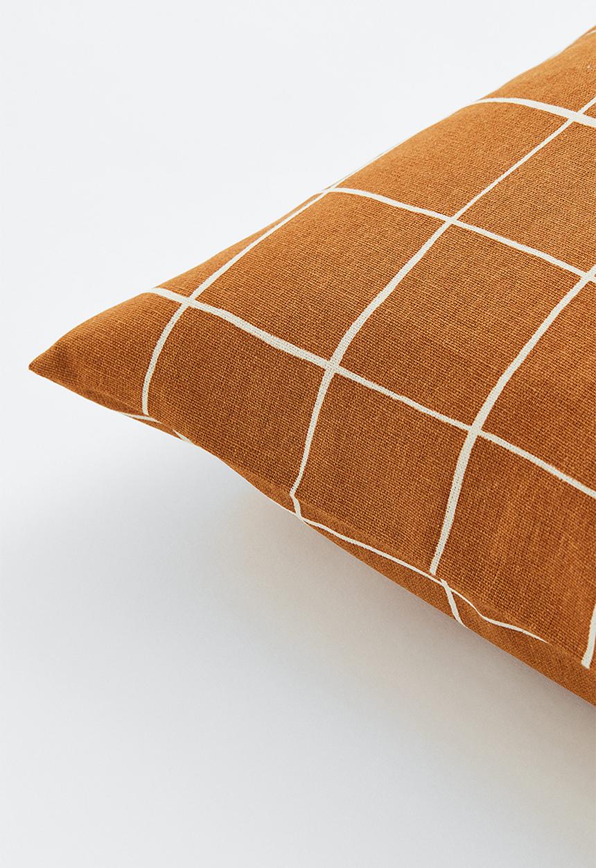 H&M - Cotton canvas cushion cover - light brown/checked
