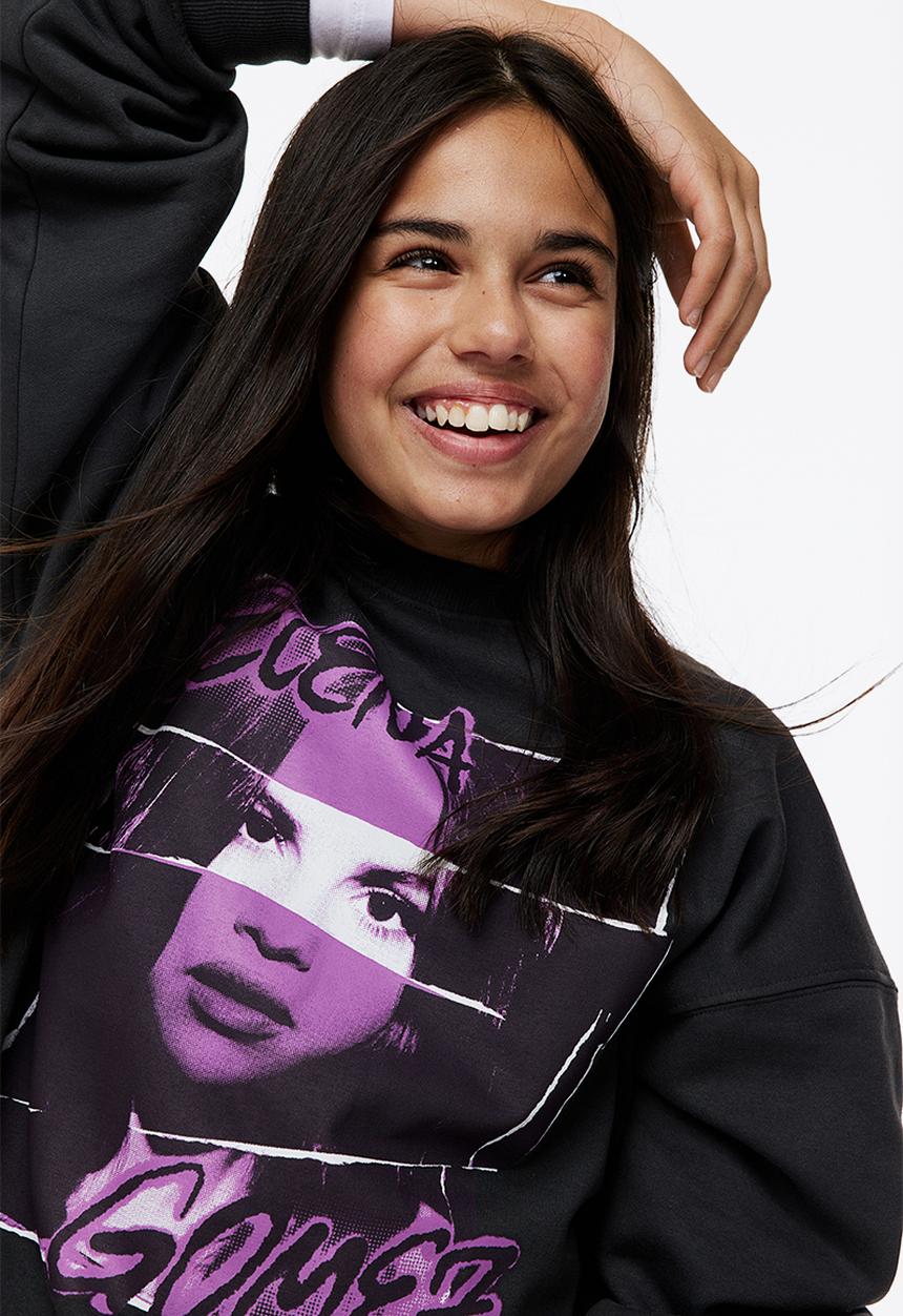 H&M - Oversized sweatshirt - dark grey/selena gomez