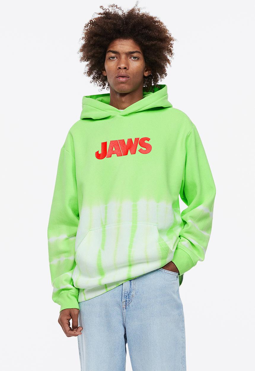 H&M - Relaxed fit hoodie - bright green/jaws