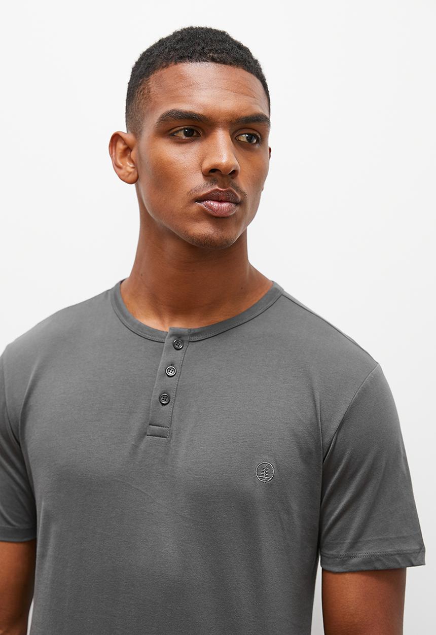 Lark & Crosse - Texas grandpa pocket tee - dark grey