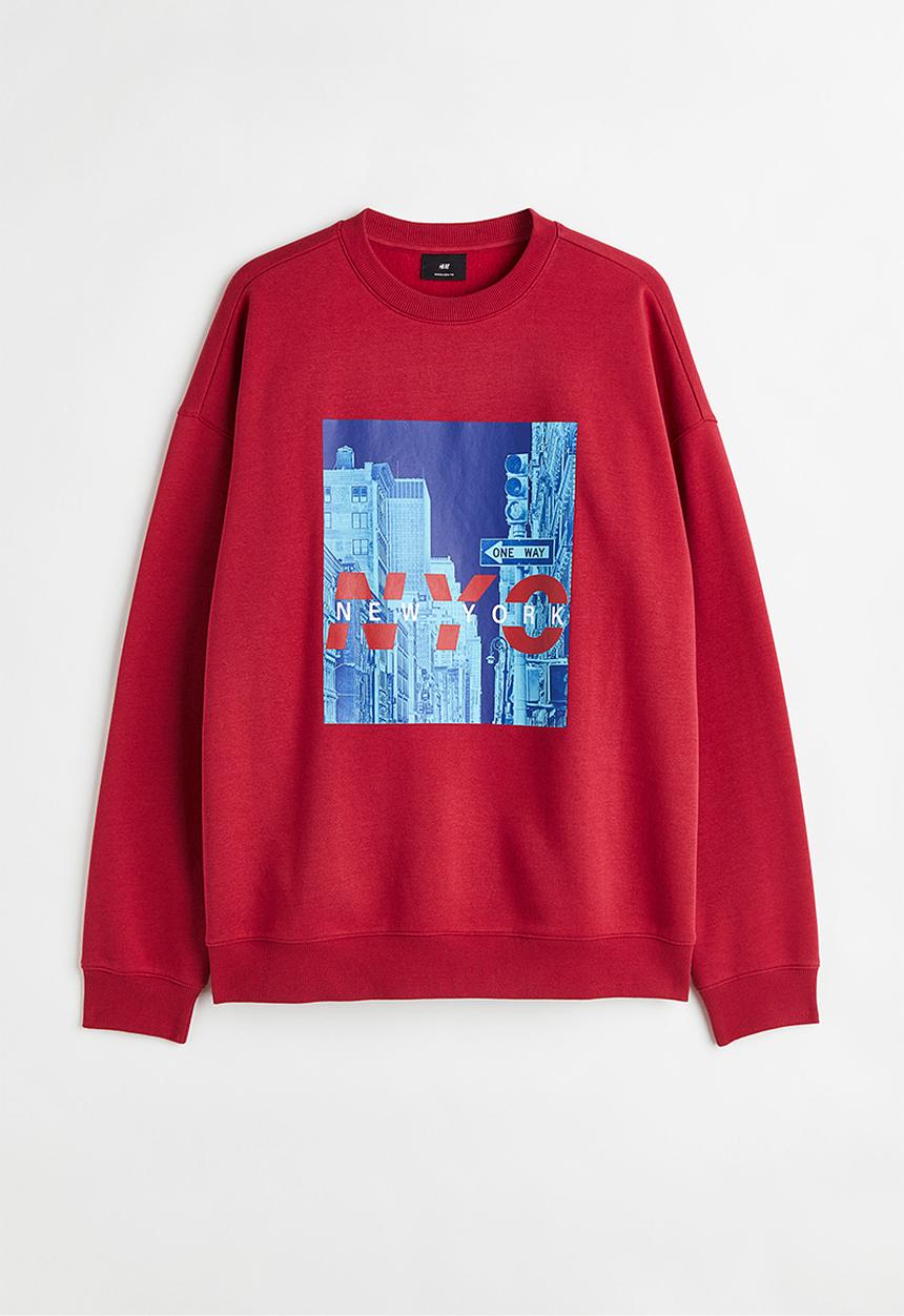 H&M - Oversized fit sweatshirt - red/new york