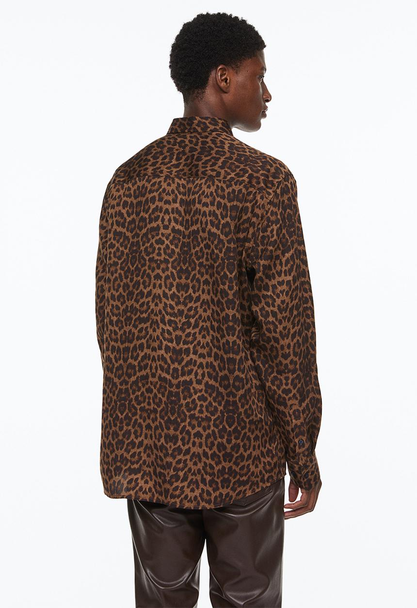 H&M - Regular fit patterned shirt - dark beige/leopard-print