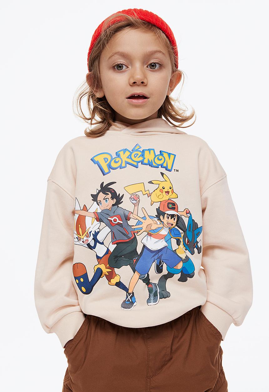 H&M - Oversized printed hoodie - light beige/pokémon
