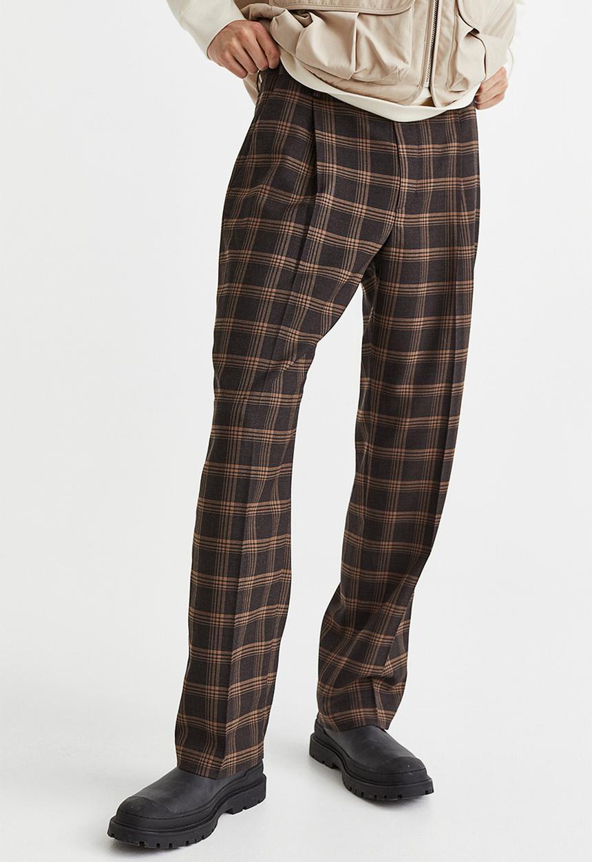 H&M - Regular fit crease-leg trousers - brown/checked