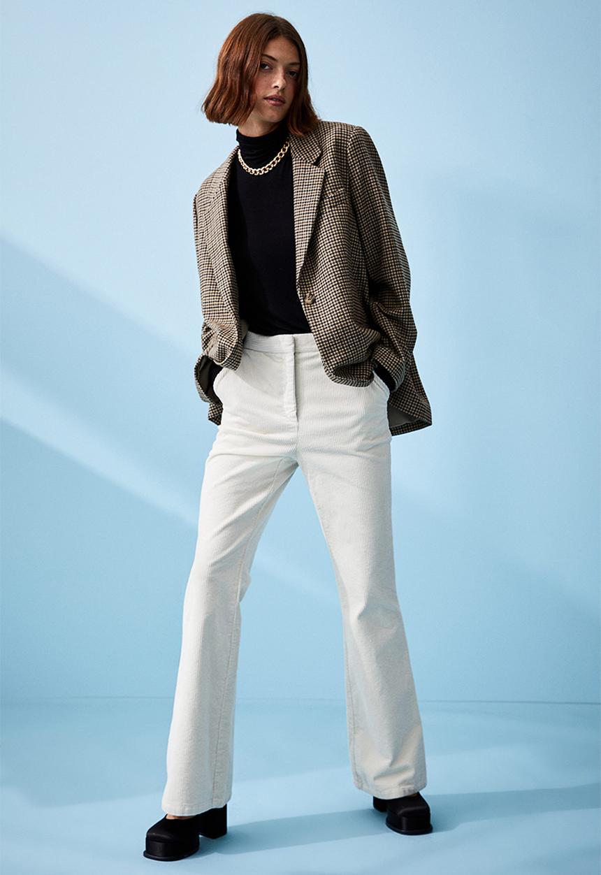 H&M - Flared corduroy trousers - cream