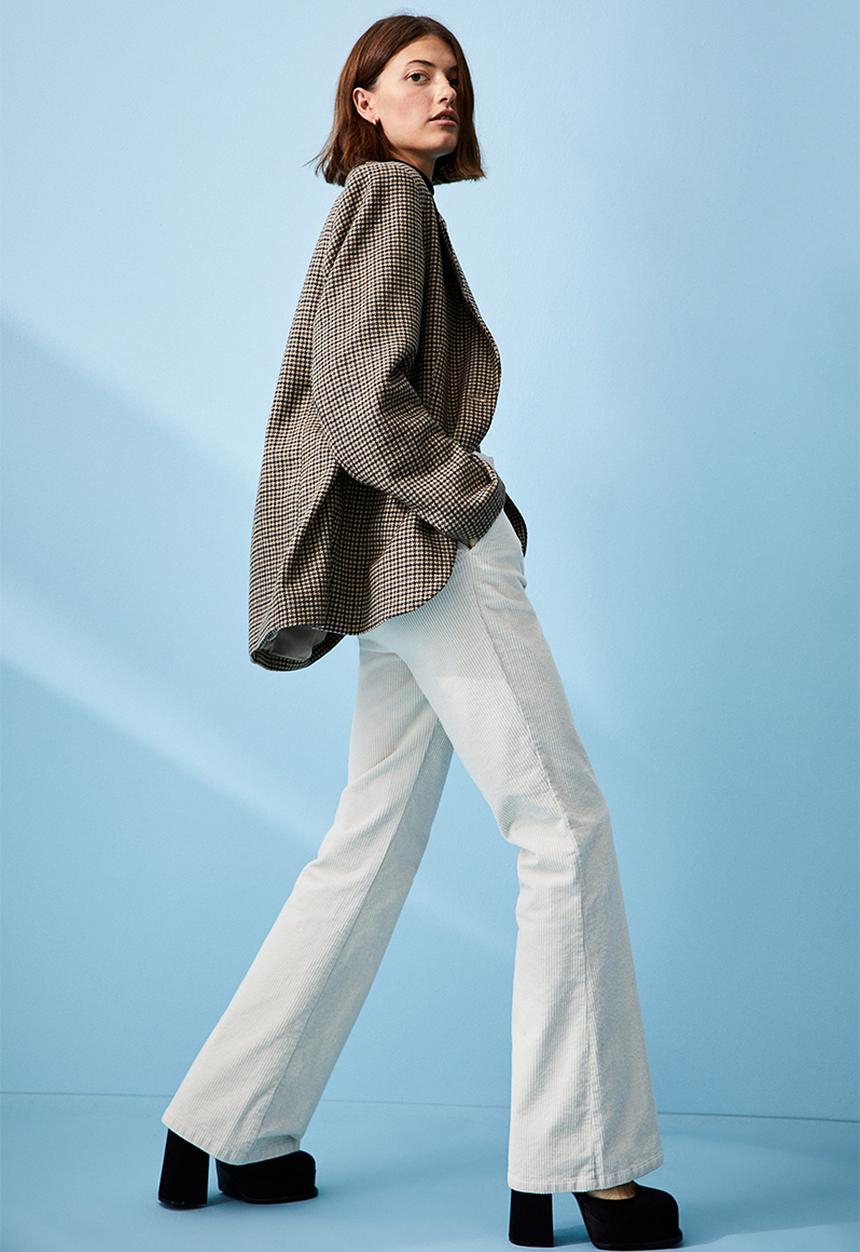 H&M - Flared corduroy trousers - cream