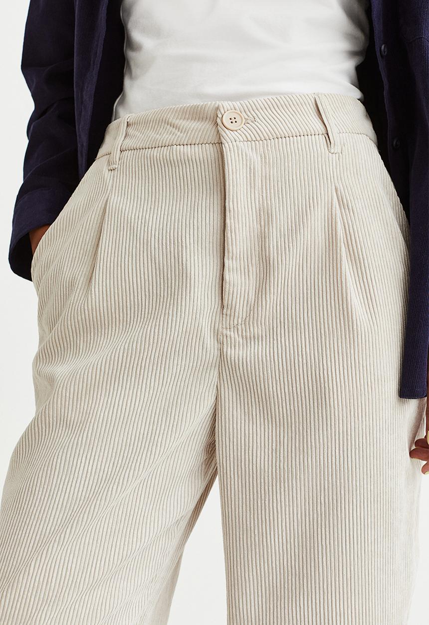 H&M - Wide corduroy trousers - light beige