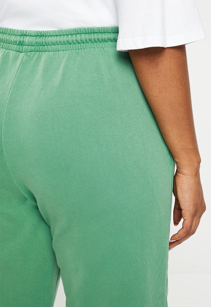 Cotton On - Plus classic washed trackpant - washed jade