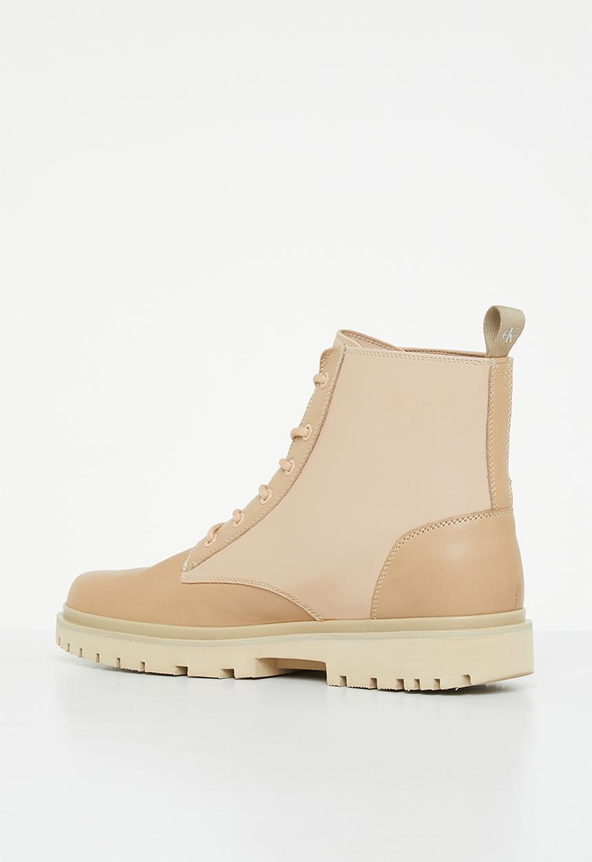Calvin Klein - Lug lace up leather boot - candied ginger
