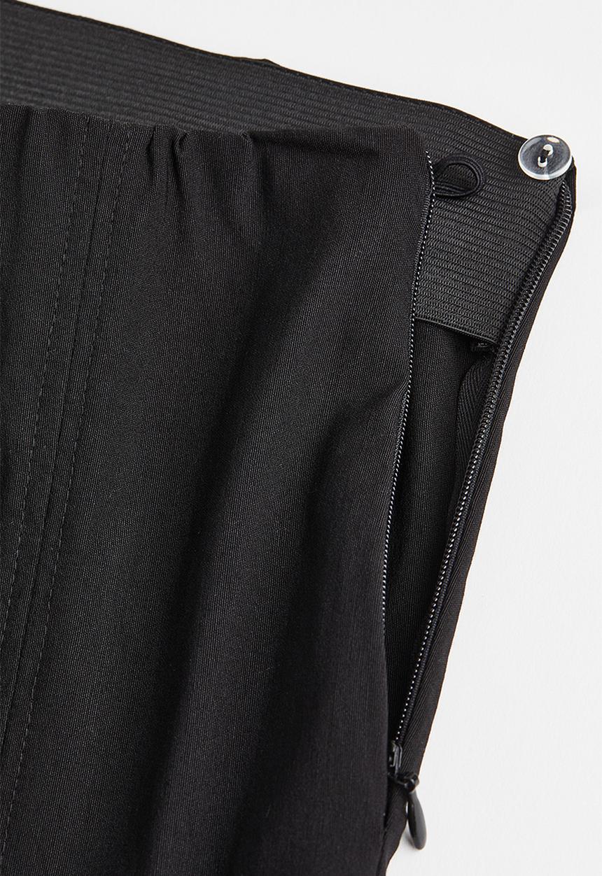 H&M - Slim trousers - black
