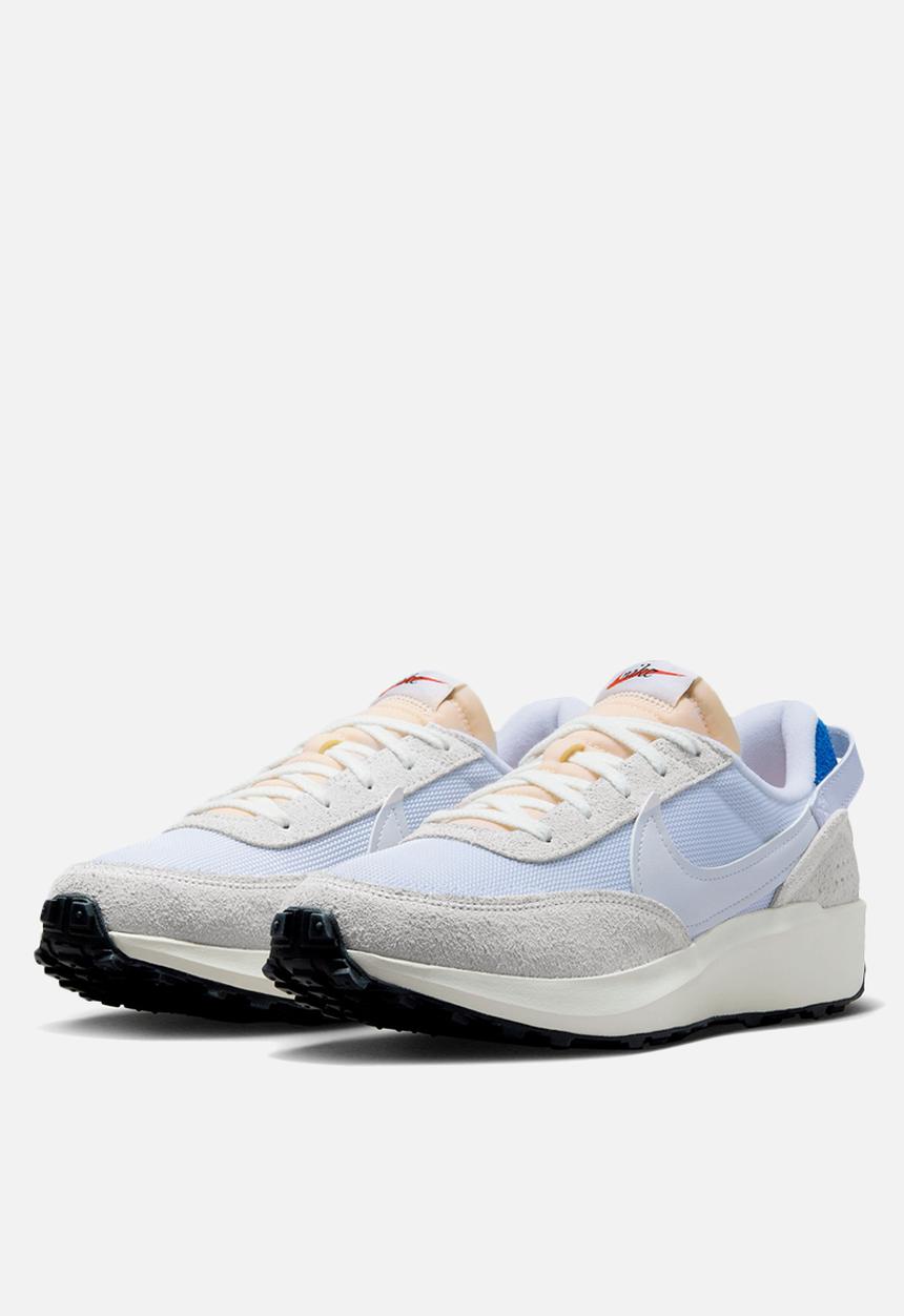 Nike - Waffle Debut