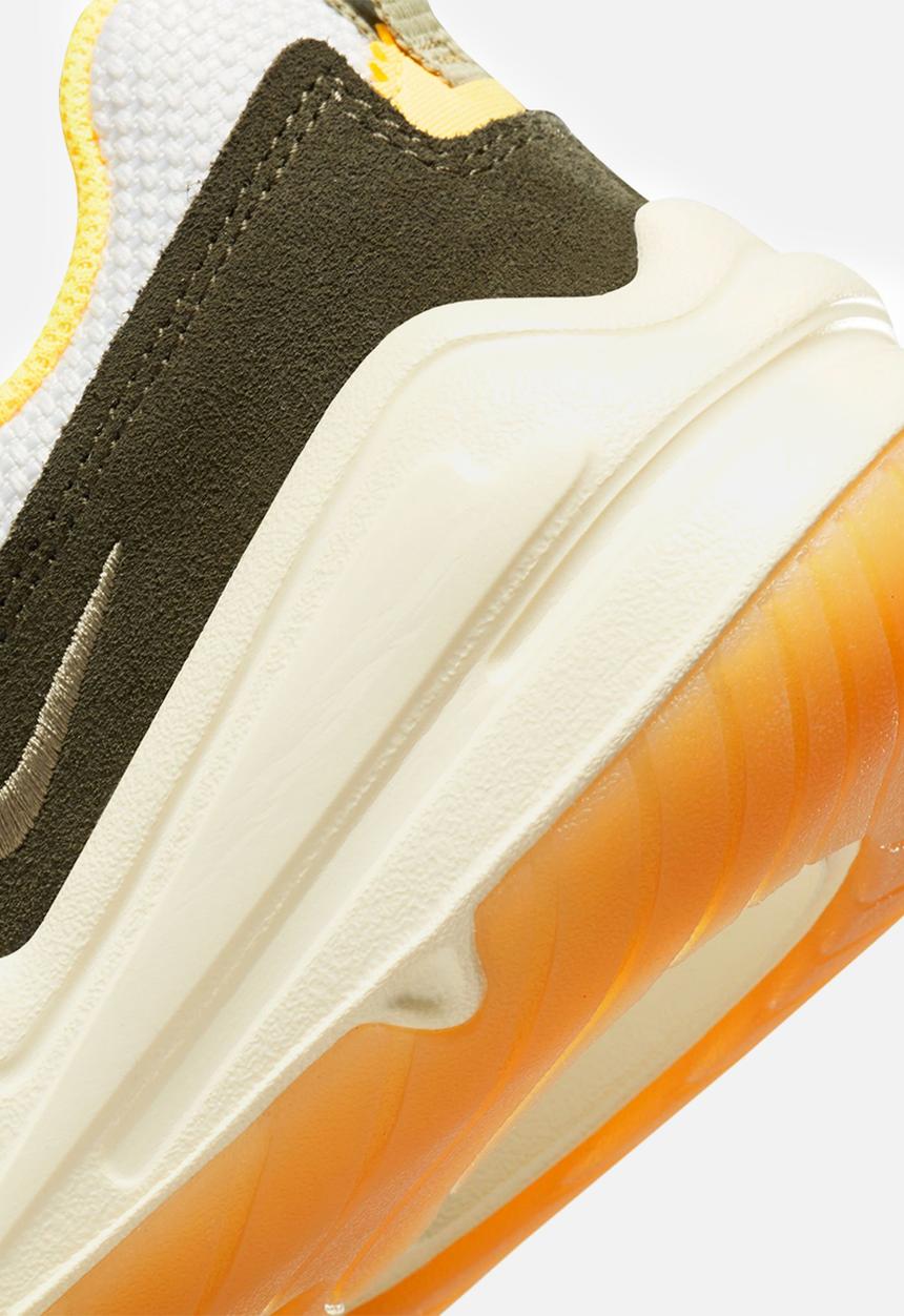Nike - Tech Hera