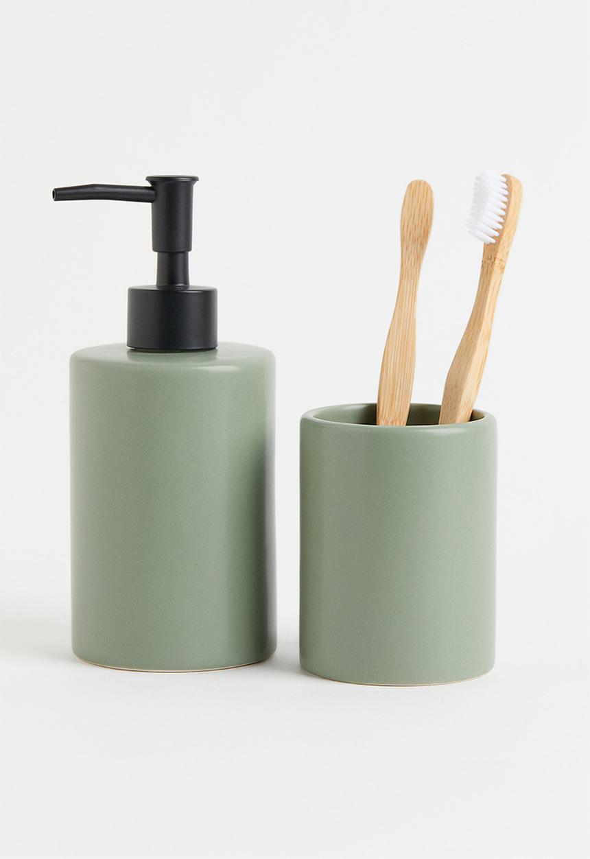 H&M - Earthenware soap dispenser - sage green