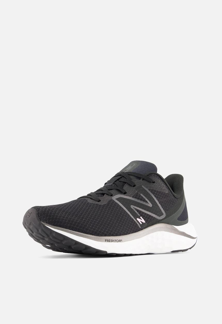 New Balance  - Fresh Foam Arishi V4 