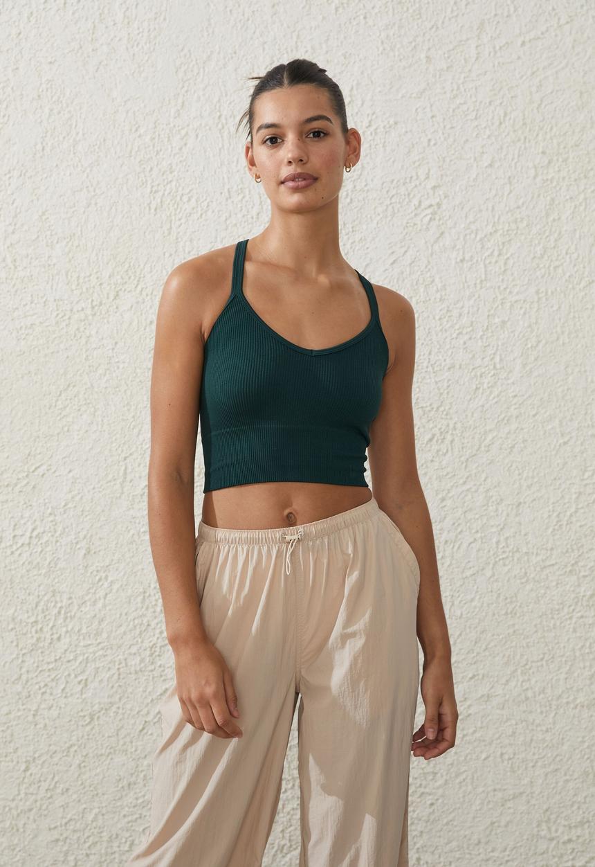 Cotton On - Seamless v back tank - pine tree
