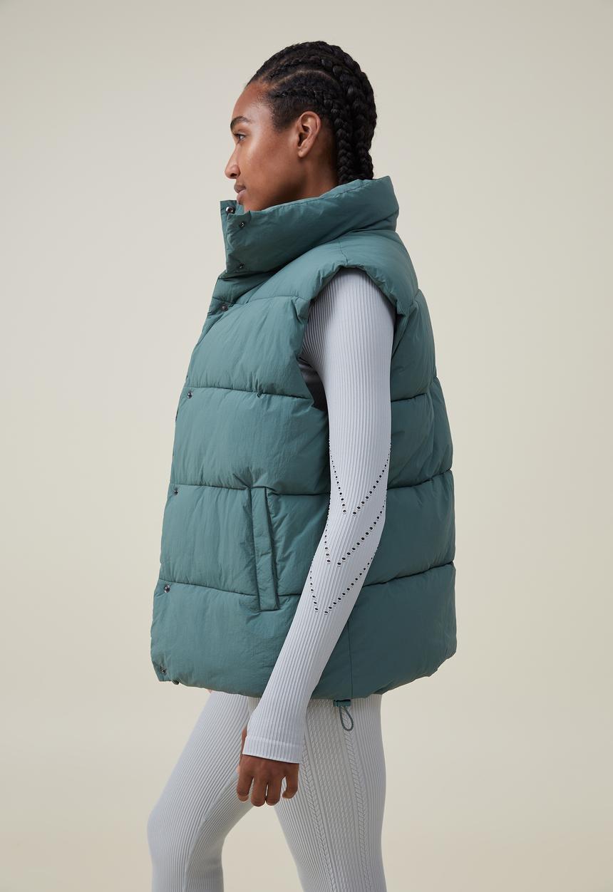 Cotton On - Mother puffer vest 2.0 - sage leaf