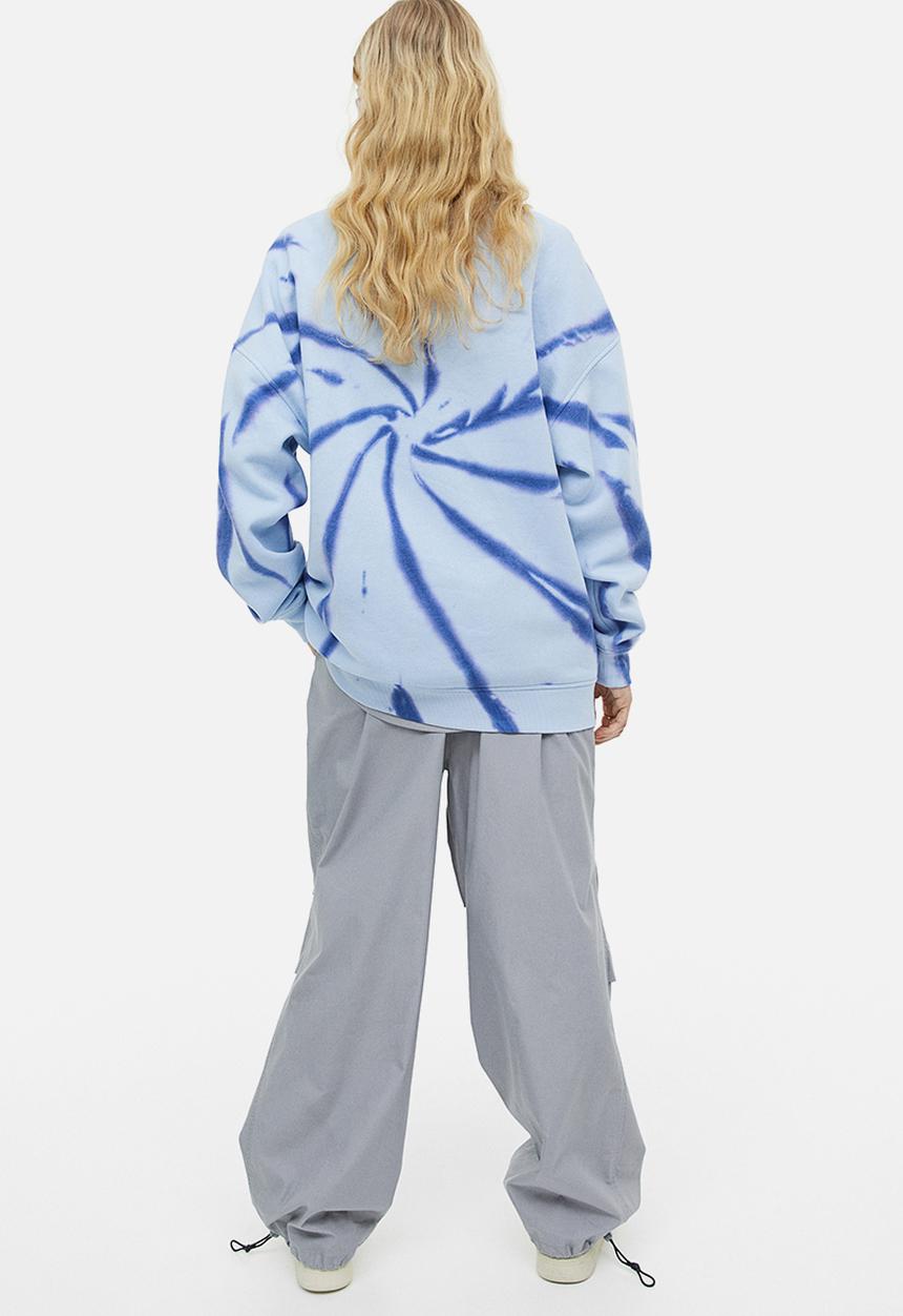 H&M - Oversized printed sweatshirt - light blue/pink floyd