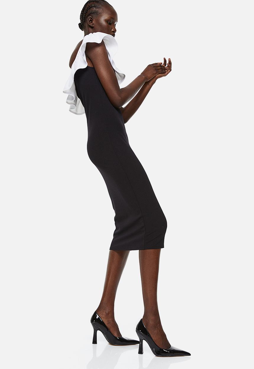 H&M - Flounced off-the-shoulder dress - black