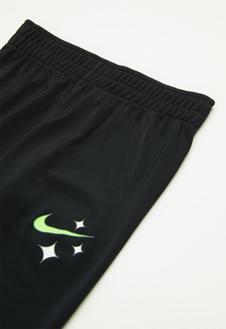 Nike - Nkb b nk all day play tricot s - black