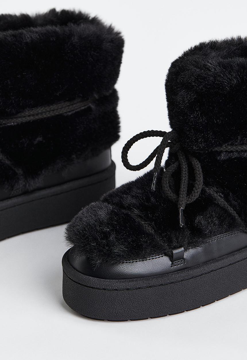 H&M - Laced padded boots - black
