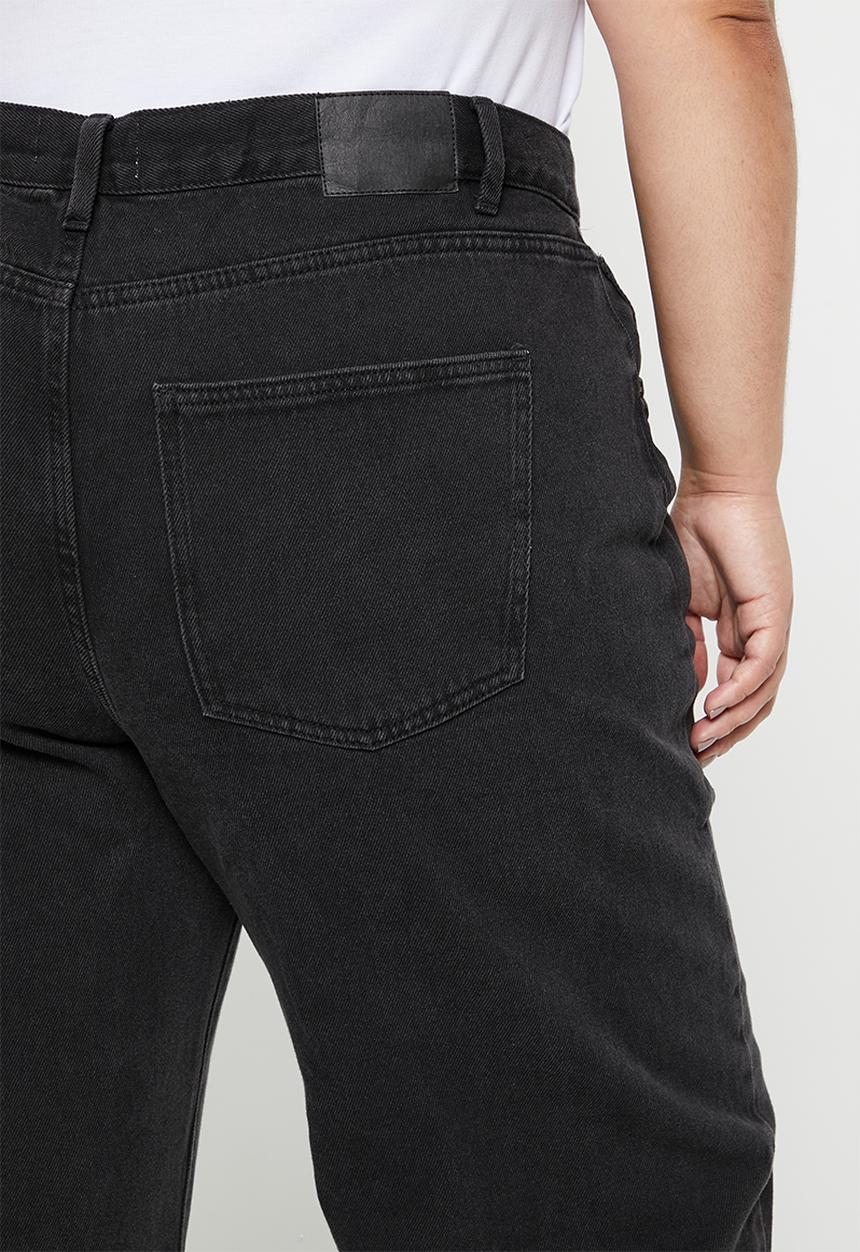 Cotton On - Plus loose straight jean - graphite black
