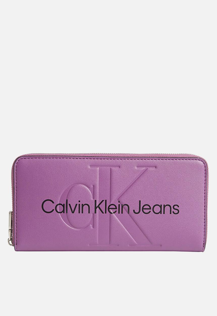 Calvin Klein - Sculpted zip around mono - berry