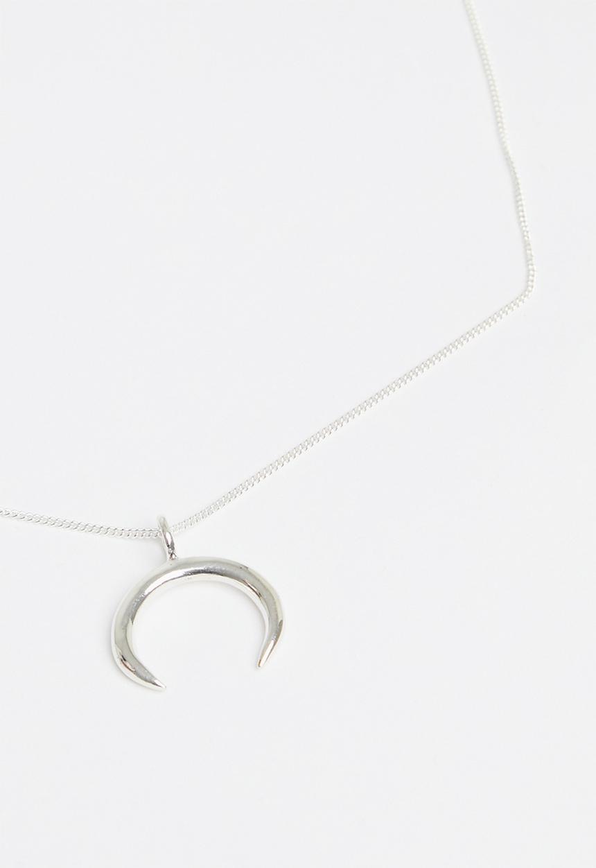 Matter of Fakt - Crescent pendant chain - sterling silver