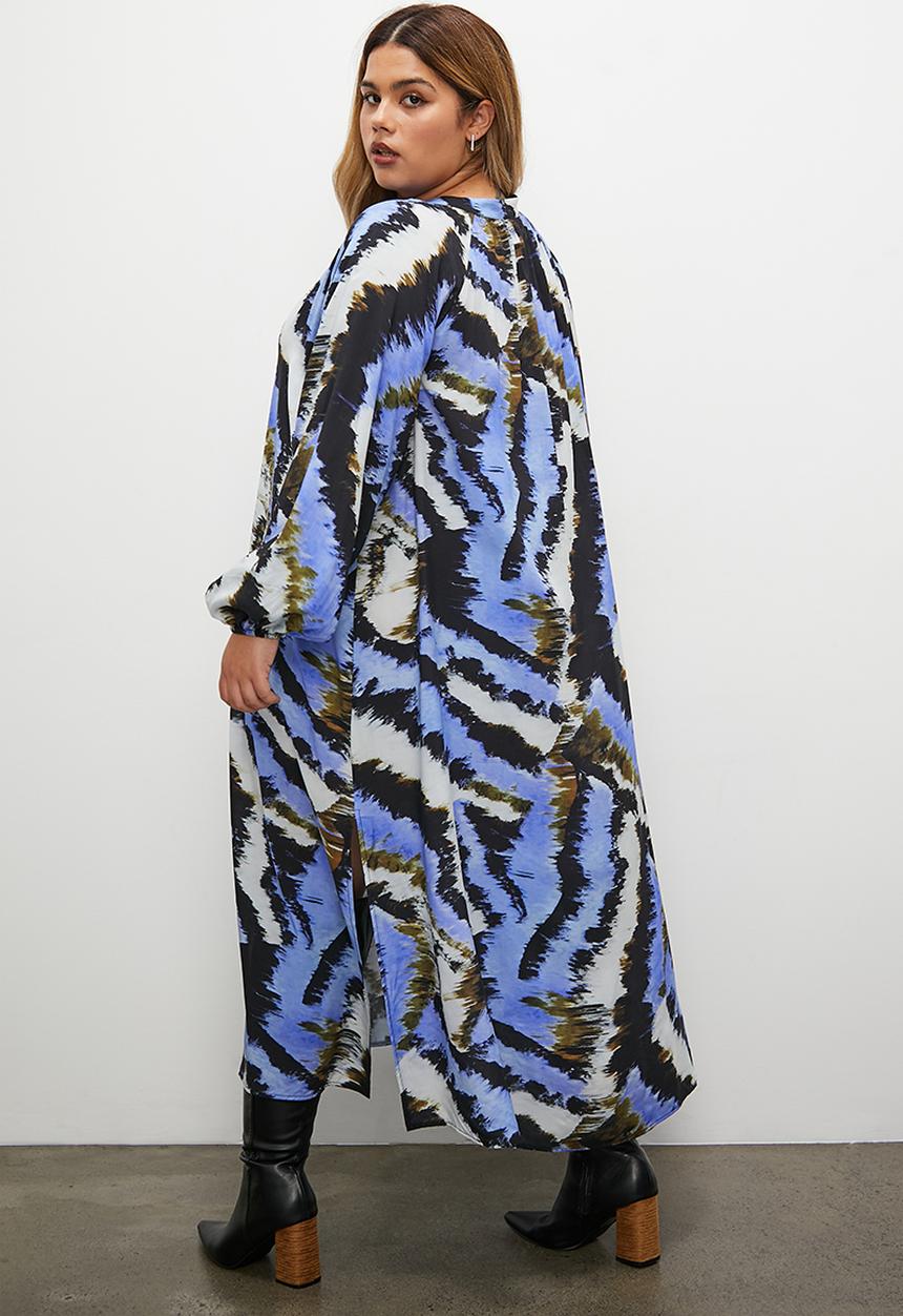 Superbalist - Button through raglan shirt dress - bold abstract